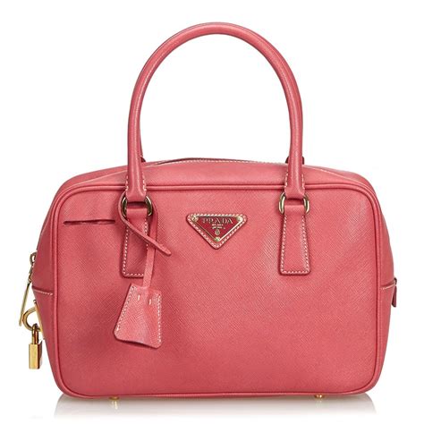 prada saffiano bag quality
